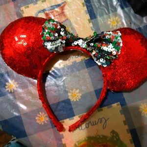Minnie Mouse Holiday Ears